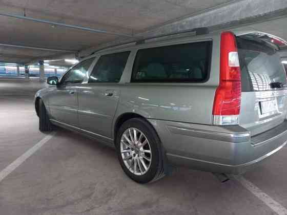 Volvo V70 Турткуль