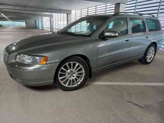 Volvo V70 Турткуль