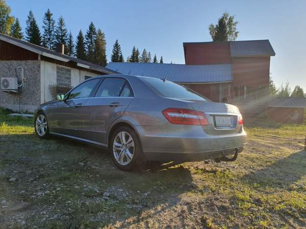 Mercedes-Benz 220 Iisalmi - valokuva 8