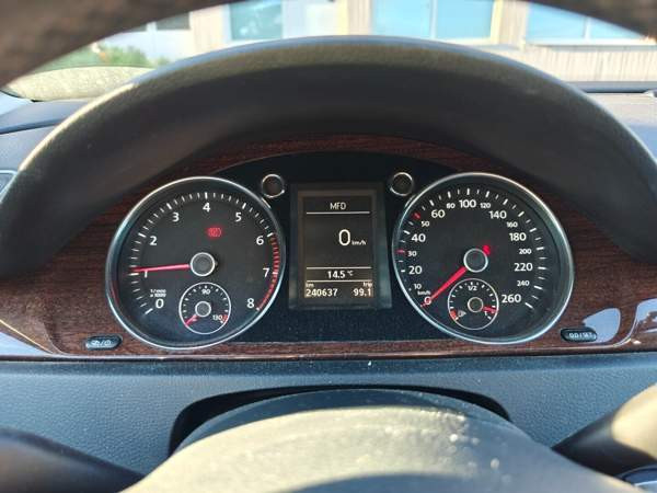 Volkswagen Passat Helsinki - изображение 8