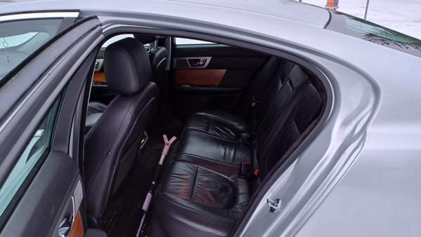 Jaguar XF Espoo - valokuva 5