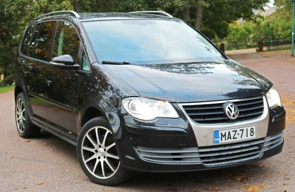 Volkswagen Touran Чукотский АО - изображение 3