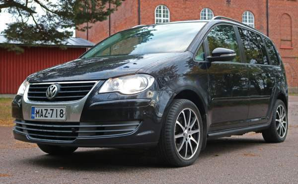 Volkswagen Touran Чукотский АО - изображение 7