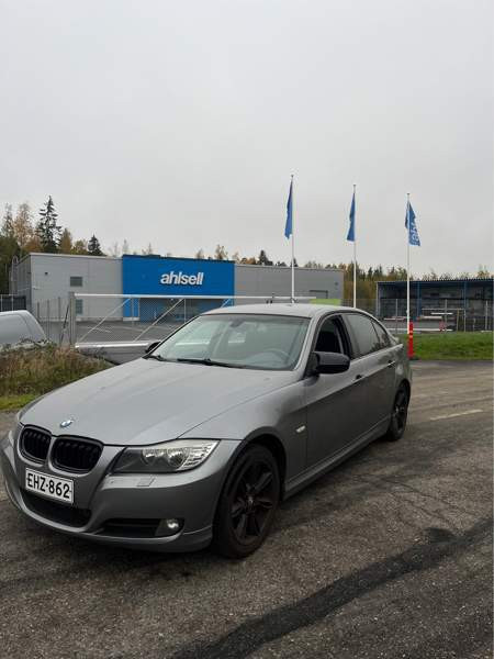 BMW 320 Lohja - valokuva 3