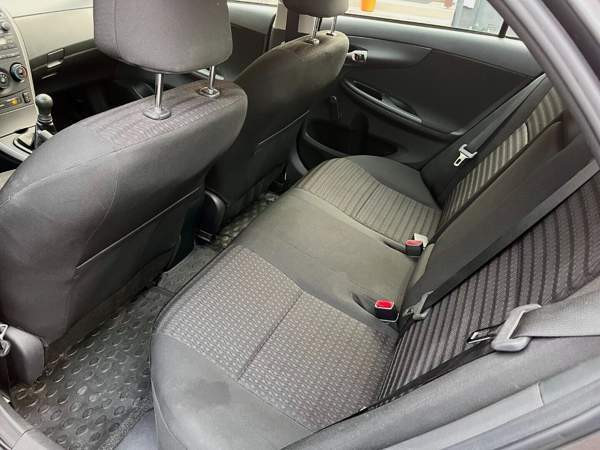 Toyota Corolla Glebychevo - valokuva 5