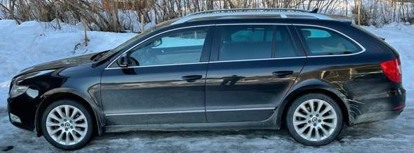 Skoda Superb Lapinlahti - valokuva 3