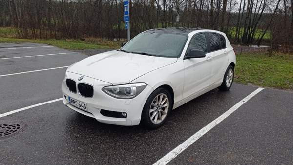 BMW 116 Kirkkonummi - valokuva 1