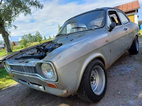 Ford Escort Uusikaarlepyy – foto 1