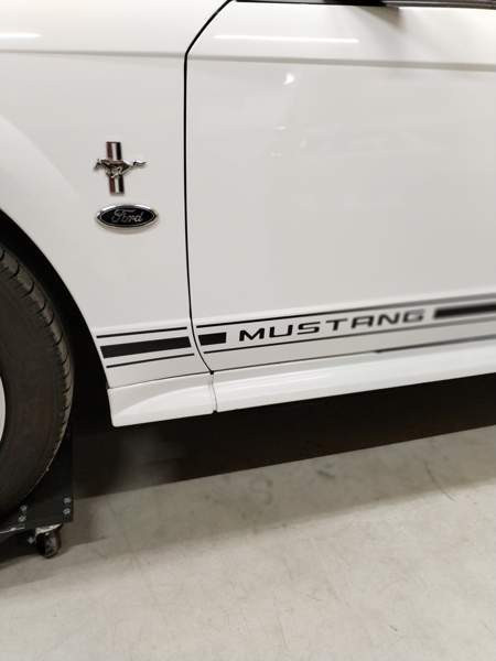 Ford Mustang Lapinlahti - valokuva 5