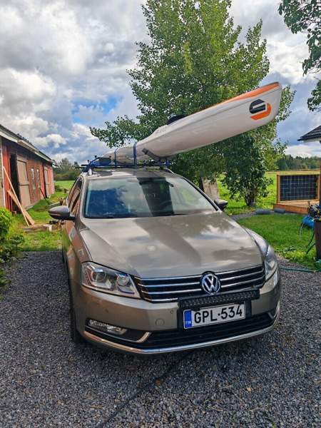 Volkswagen Passat Hafnarfjoerdur - valokuva 3