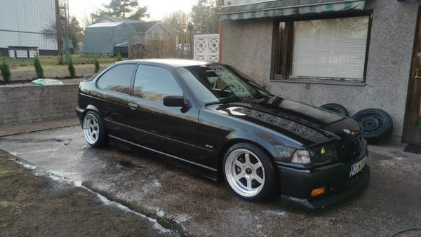 BMW 323 Джанкой - изображение 1