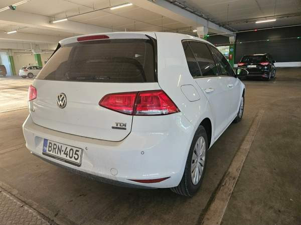 Volkswagen Golf Куопио - изображение 3