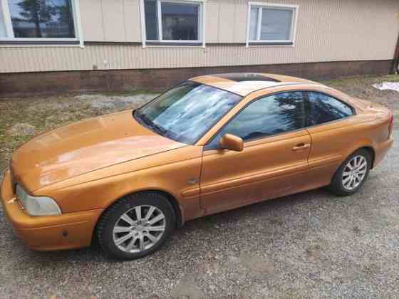 Volvo C70 Pertunmaa