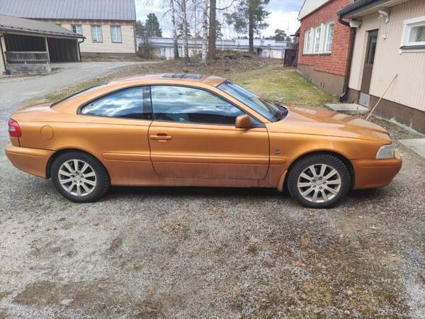 Volvo C70 Pertunmaa - valokuva 5