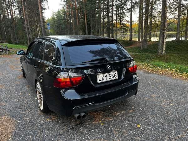 BMW 325 Suomussalmi - valokuva 5