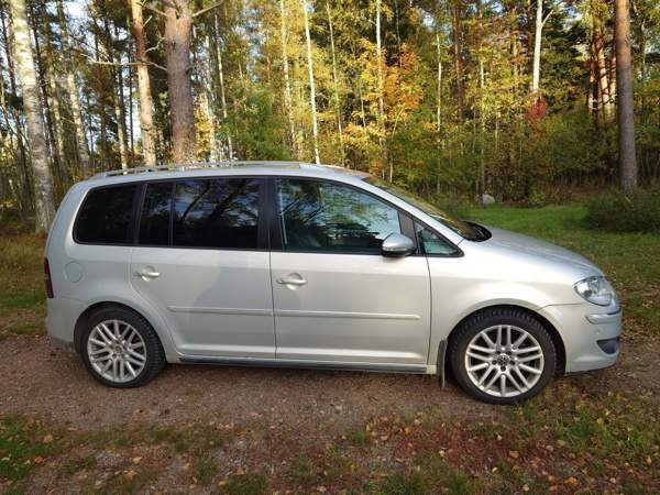 Volkswagen Touran Askainen - изображение 3