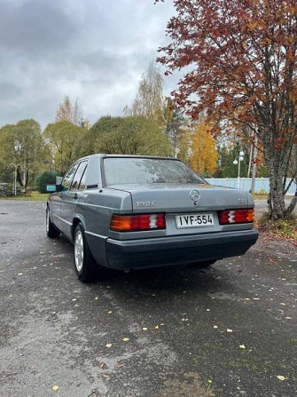 Mercedes-Benz 190 Oulu - valokuva 3