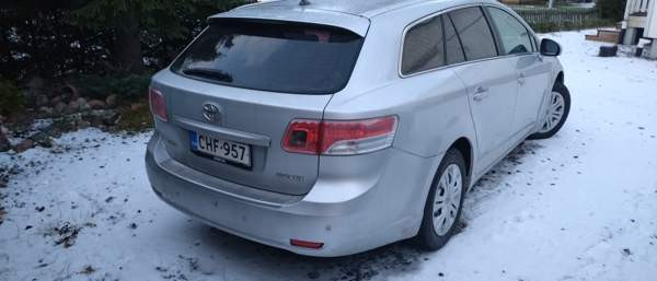 Toyota Avensis Joutseno - valokuva 2