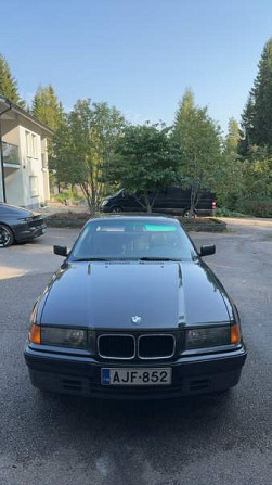 BMW 318iS Tuusula - valokuva 1