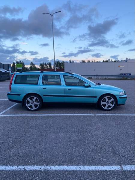 Volvo V70 Лохья - изображение 2