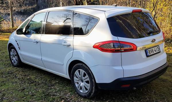 Ford S-MAX Espoo - valokuva 3