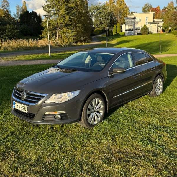 Volkswagen Passat CC Луга - изображение 2