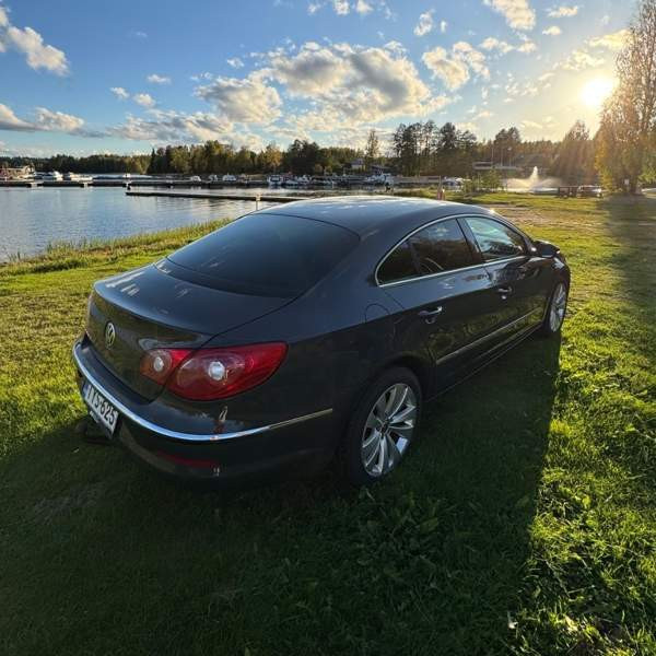 Volkswagen Passat CC Луга - изображение 3