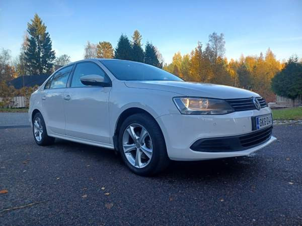 Volkswagen Jetta Glebychevo - valokuva 3