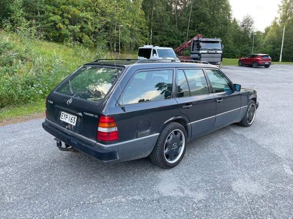 Mercedes-Benz 300 Lappeenranta - valokuva 2