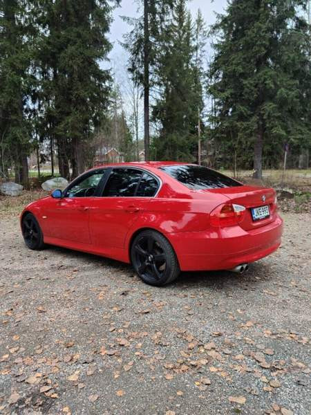 BMW 330 Kuopio - valokuva 2