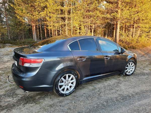 Toyota Avensis Liperi - photo 3