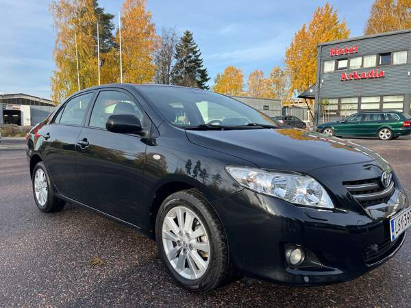 Toyota Corolla Helsinki - valokuva 2