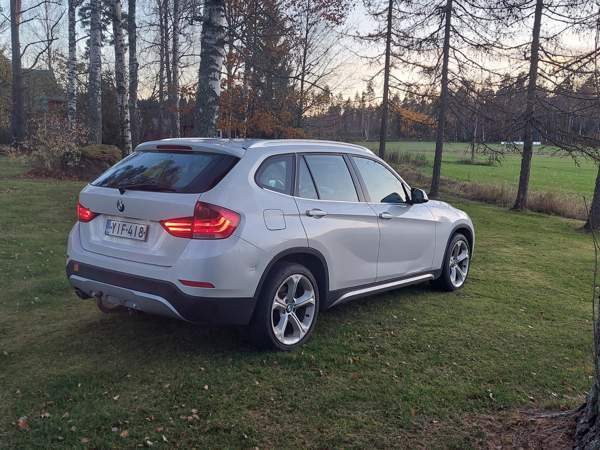 BMW X1 Чукотский АО - изображение 5