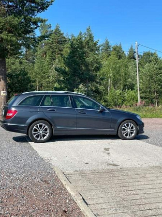 Mercedes-Benz 200 Helsinki - valokuva 2