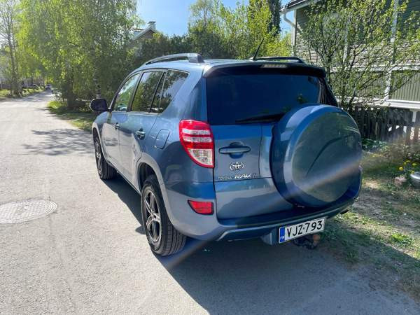 Toyota RAV4 Turtkul - valokuva 6