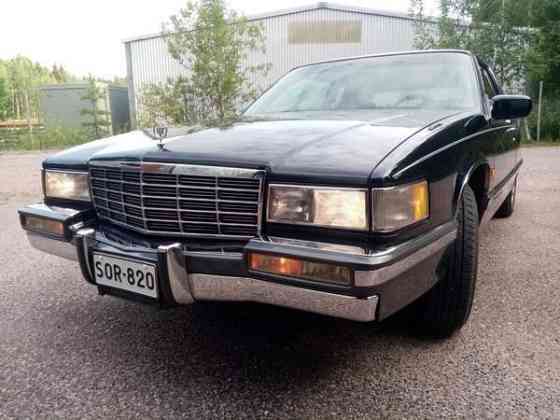 Cadillac Fleetwood Ловийса