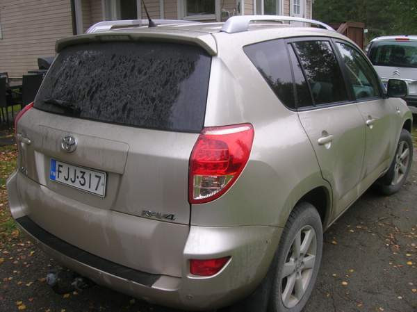 Toyota RAV4 Kiuruvesi - valokuva 4