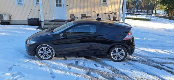 Honda CR-Z Lempaeaelae - valokuva 1