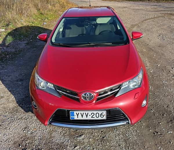 Toyota Auris Киркконумми - изображение 5