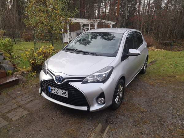 Toyota Yaris Куопио - изображение 1