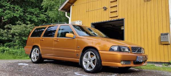 Volvo V70 Espoo - valokuva 4