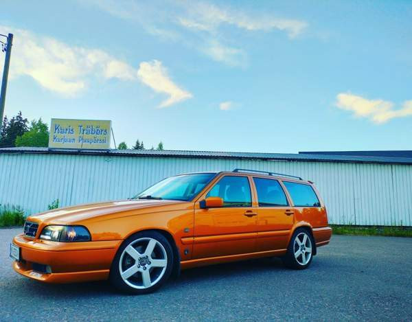 Volvo V70 Espoo - valokuva 6