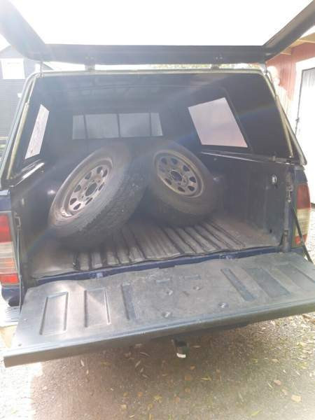 Nissan King Cab Углеуральский - изображение 6