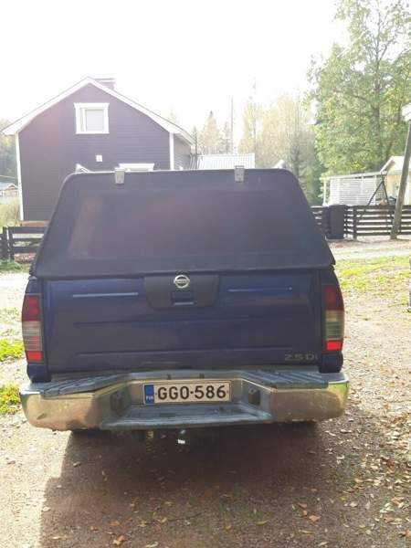 Nissan King Cab Углеуральский - изображение 5