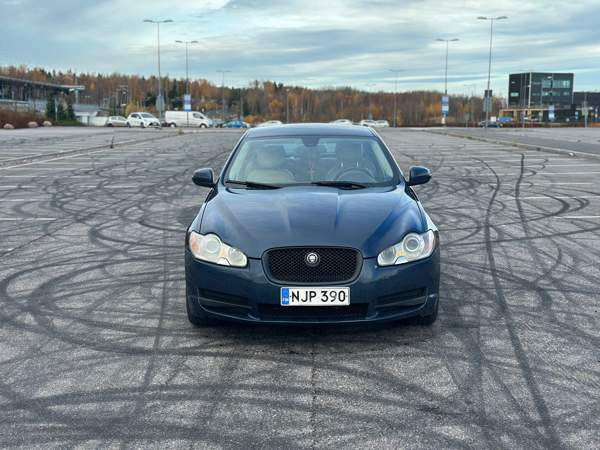 Jaguar XF Vantaa - valokuva 3