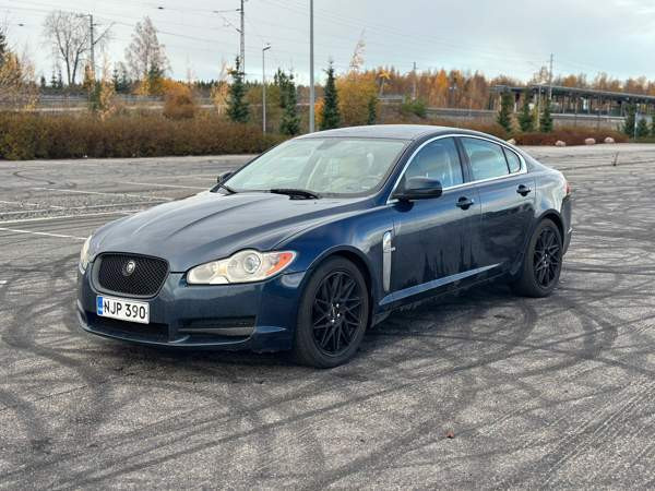 Jaguar XF Vantaa - valokuva 2