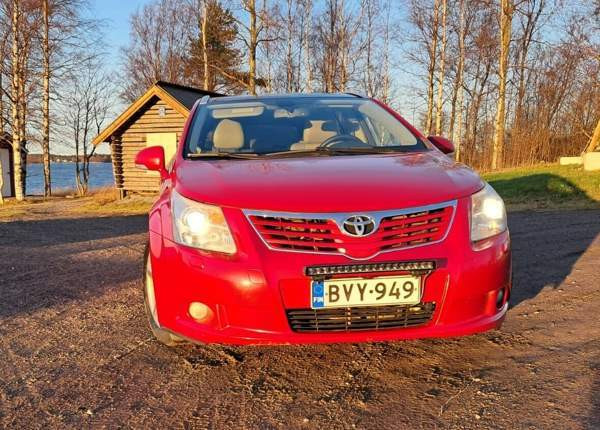 Toyota Avensis Raahe - valokuva 6