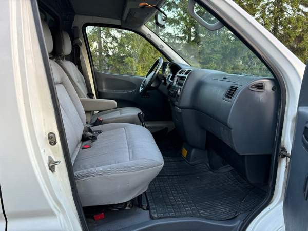 Toyota Hiace Hollola - valokuva 8