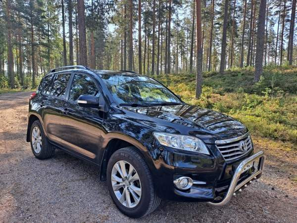 Toyota RAV4 Saarijärvi - valokuva 6