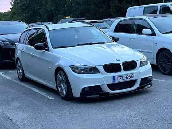 BMW 320 Турткуль